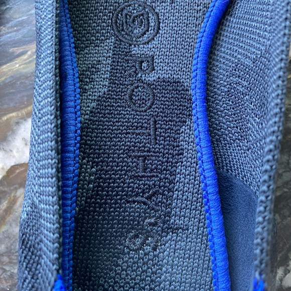 ROTHYS BLACK CAMO WITH BLUE EDGES. Great condition. Slight glue showing 8.5 - Picture 7 of 15